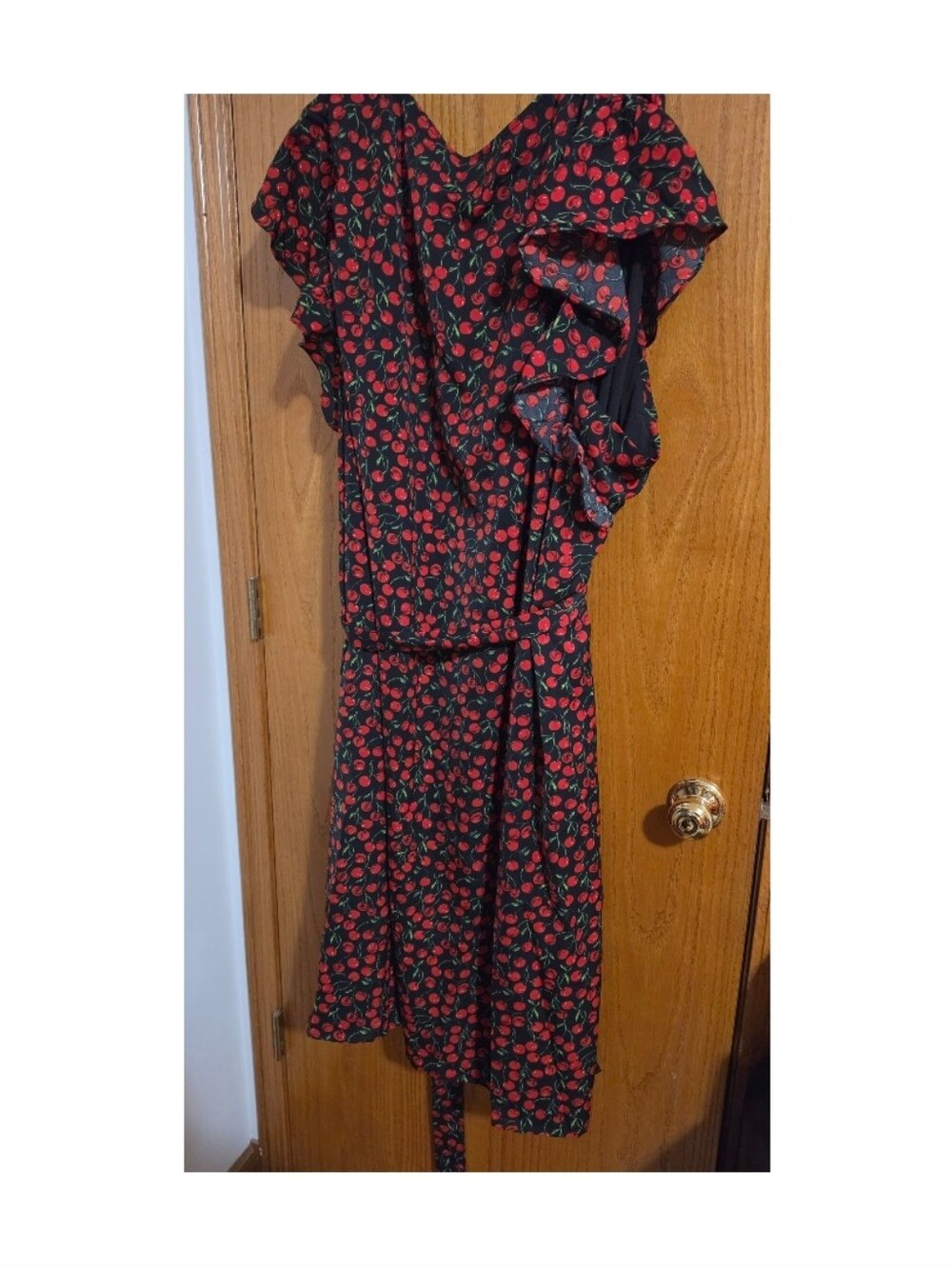 Retro Cherry Dress - Picture 6 of 7